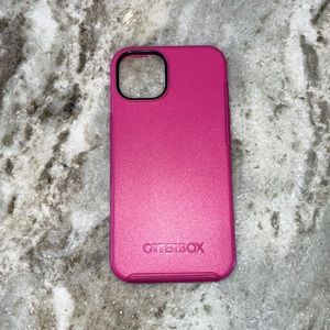 Genuine Otterbox symmetry case iPhone 13